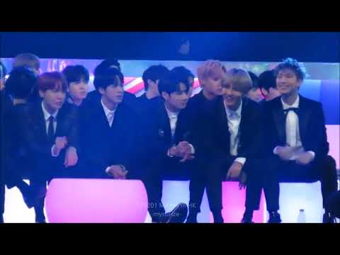 #1 fancam HD  WANNA ONE, BTS reaction to JBJ   FANTASY in MMA 2017 @MMA