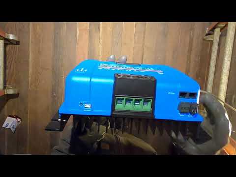 Unboxing Victron SmartSolar MPPT TR VE.Can 250/100 Charge Controller LiFePo4 Underground A-Frame