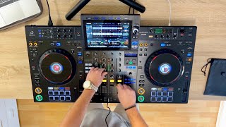 This is a real DJing House Mix (Mistakes, Acapellas, Scratching, 3 Decks)