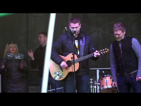 Damien Dempsey & Glen Hansard "The Auld Triangle"