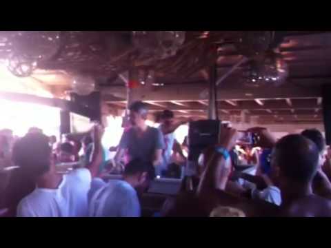 SATOSHI TOMII live at Jo Jo's Beach Bar SANTORINI 08.17.2014