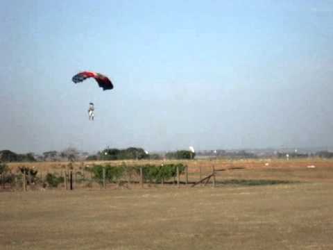 Pouso Silaum vento de Cauda