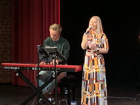 Mens vi venter: Konsert med Ellen Halvorsen Lervold.