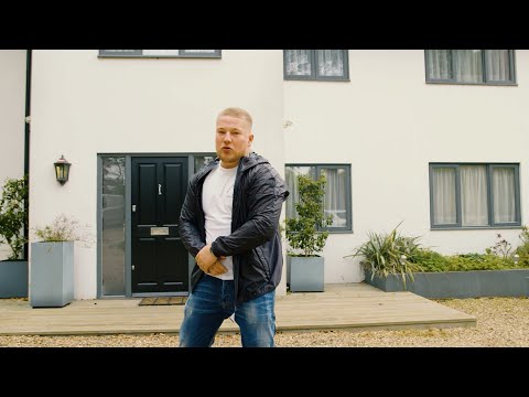 Kizzy - Star [Official Music Video]