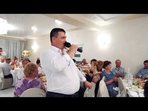 😂😂😂În grădina lui Ion, face o babă samagon 😂😂😂 Voce: Adrian Chiochiu