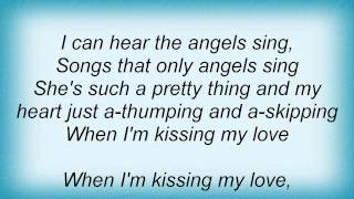 Sasha - Kissing My Love Lyrics