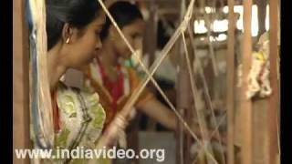 Weaving Kerala Sari