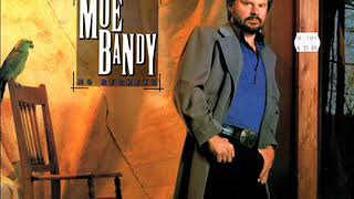 Moe Bandy ~ Hittin&#39; Close To Home