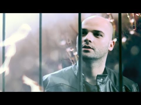 Alb Negru - Charisma | Videoclip Oficial