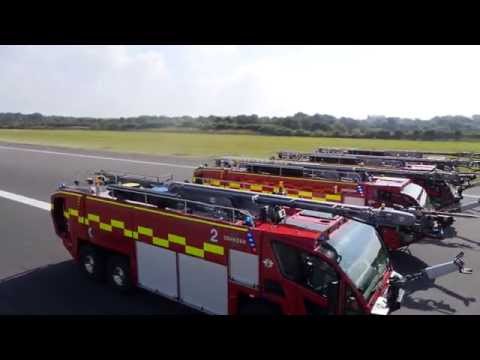 Manchester Airport Fire Service Oshkosh Striker 6x6 ARFF