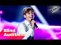 Emanuele con "Dieci Ragazze" di Lucio Battisti | The Voice Kids Italy Blind Auditions