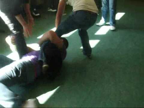 Angriff der mini Kurden ( 1 )