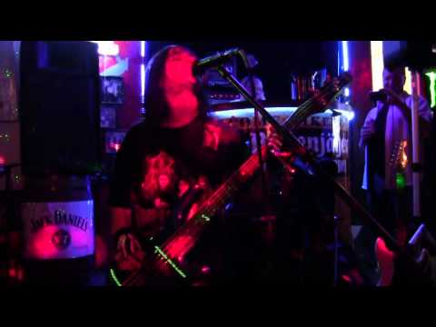 HEENE BOYZ LIVE 9 - "Latte Vampiress" with Joey Bagnato