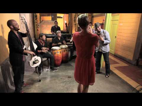 Maite Hontelé  - Qué Bonito ft. Alain Pérez (Video Oficial)