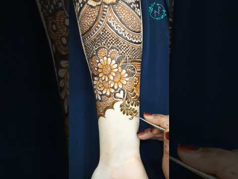 Bridal mehndi design | New mehndi design #mehndidesigns #bridalmehndi #dulhanmehndi #sadiyashenna