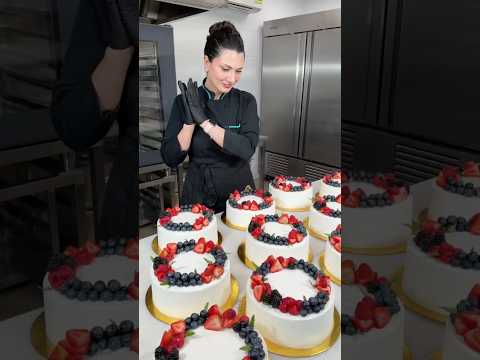 كيكة الفيكتوريا خلف الكواليس .. victoria cake behind the scenes