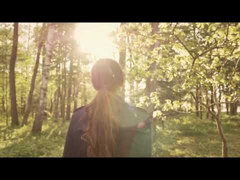 Group sings name ELISA, Voice Sound Bath & positive intention. Cantan el nombre ELISA baño sonoro
