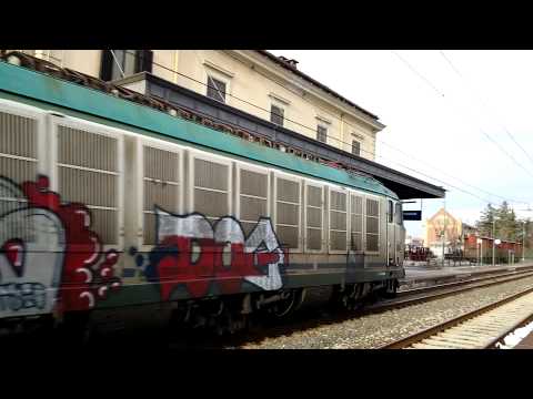 LA STROMBAZZA DEL MERCI IN TRANSITO : BORGO S. DALMAZZO (CN) 24 - 1 - 2015.