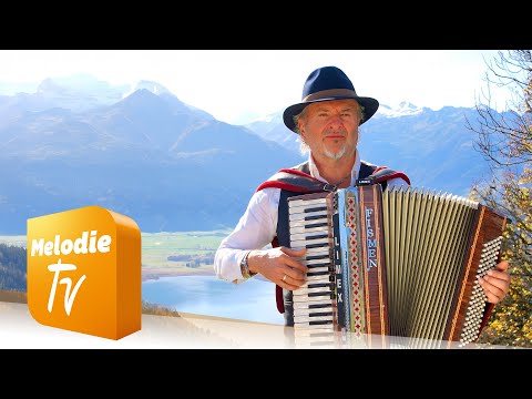 Manfred, der Musikantenwirt - Ein Zigeuner verlässt seine Heimat (Offizielles Musikvideo)