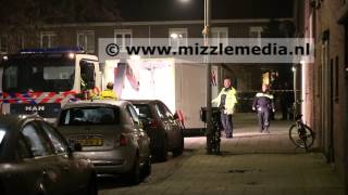 preview picture of video 'Dode bij schietpartij Maurits Sabbehof in Amsterdam Slotermeer'