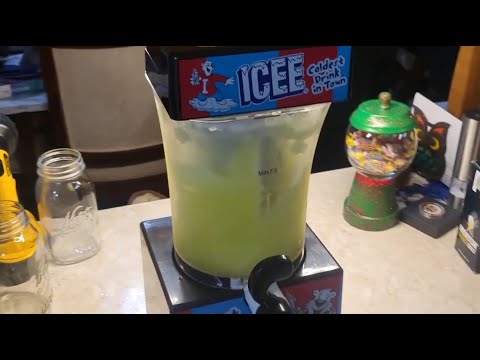 ICEE Home Countertop Slushie Maker - Mountain Dew Slushie Makin Test