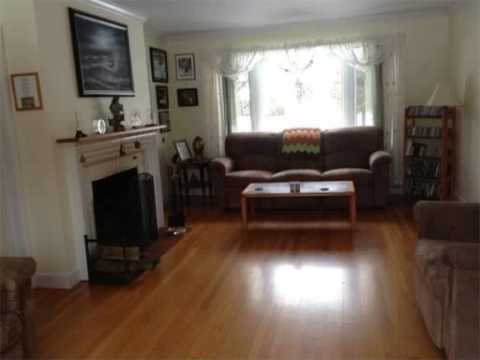 183 Oxbow Road, Wayland, MA - Listed by Debi Benoit