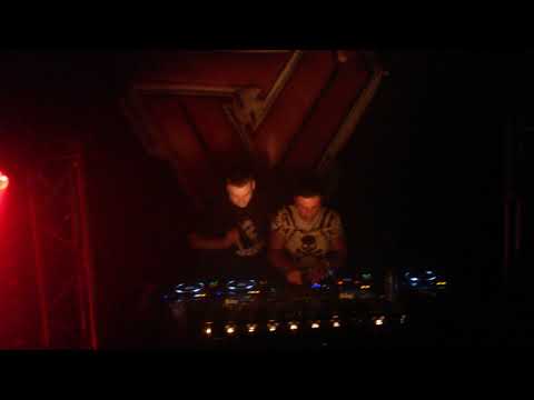 ToXic Inside vs. Cryogenic @ Pandemonium - the Mutating Symbol