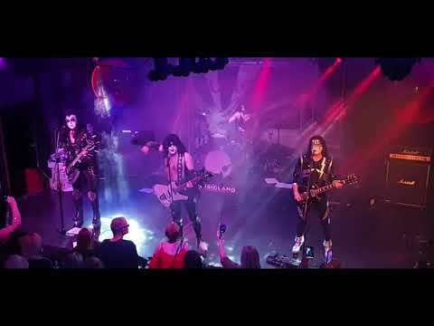 KISS THISS - Detroit Rock City live at Musicland 2-6-19