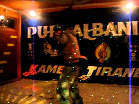 MIKEB-LIVE PUB ALBANI PULLIN OUT THE STOPS