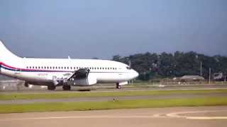 preview picture of video 'RKTA B737-200 Landing'