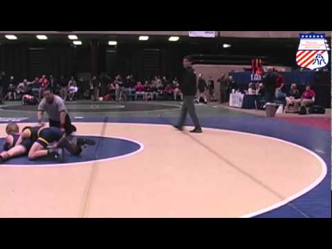 D3 141 - Seth Ecker (Ithaca) over Jake Denhof (Elmhurst) Maj 17-4