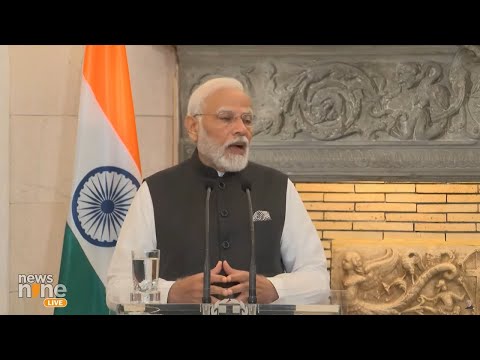 PM Modi and the Prime Minister of Greece, Mr. Kyriakos Mitsotakis address joint press meet in Athens