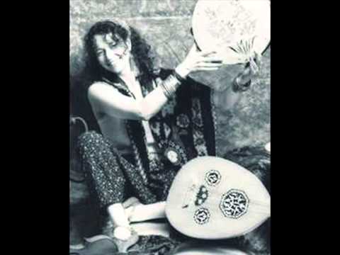 Brenna MacCrimmon - Evlerine Vara Gele Usandım