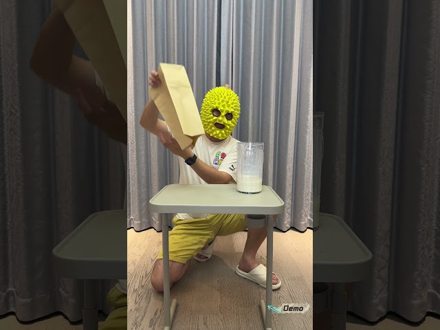 Vídeo relacionado con YPREWY Tricks Milk Disappear Cup Glass Illusion Water Stage Props Milk Disappear Cup Glass Easy to Show Kids Gift Props