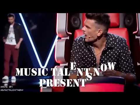 Парень поет как Майкл Джексон