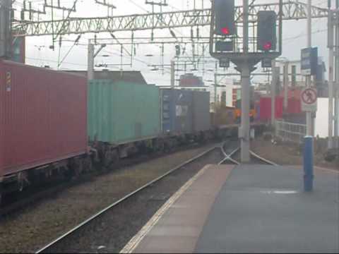 66013 passes Oxford Road.