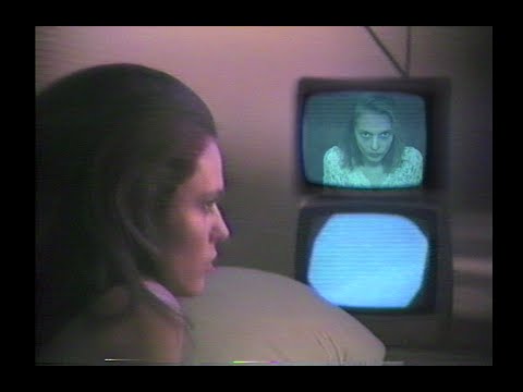 SUPER GIRL ROMANTIC BOYS - Cienie