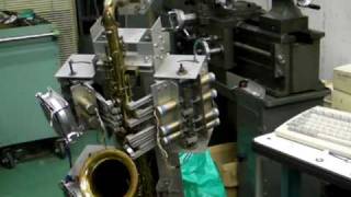 Another "Giant Steps" by the other Sax Robot