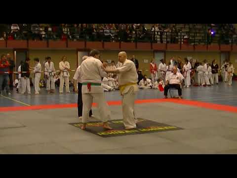 Kyokushin karate Tezuka cup 2012 open weight   First fight