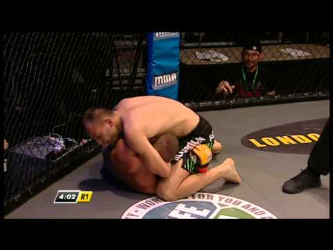 Kacper Karski vs Leeroy Barnes full fight
