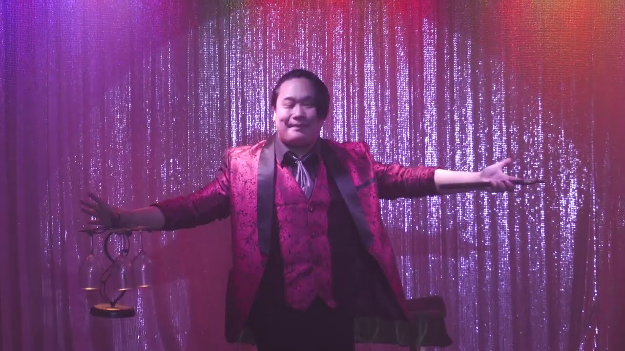 マジシャン　川村建太🦜の世界　バランス芸＆空中浮遊　手品家博多店【福岡マジックレストラン＆バー】 午後8時30分の回 手品家 博多店 2026年3月26日