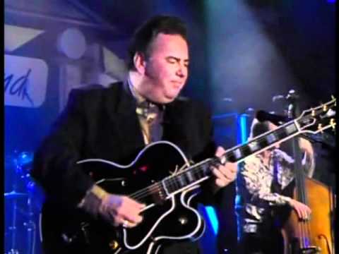 The Duke Robillard Band - Love Slipped In