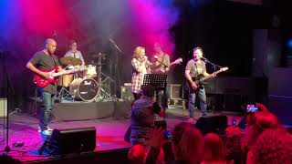 Ain&#39;t It Fun - R U Kiddin&#39; Me - Anouk