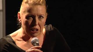 Barb Jungr sings Sunday Morning St. Denis