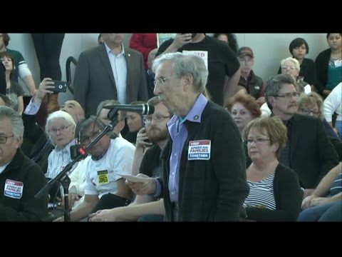 Holocaust Survivor Has Strong Words For ICE Director, Sheriff At Immigration Forum