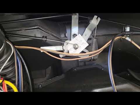 Jeep CJ7 1981 258 Dash cables (vent/heater/fan) behind the dash walkthrough