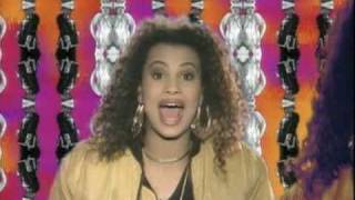 Neneh Cherry - Buffalo Stance