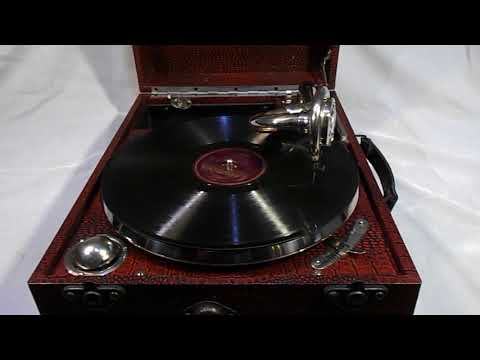1930 portable wind-up gramophone from Supergrand
