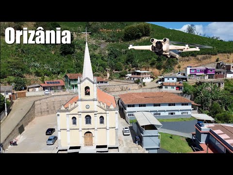 Orizânia, MG, vista do alto. Lavouras de café e montanhas. Imagens com drone DJI Mini 3. 