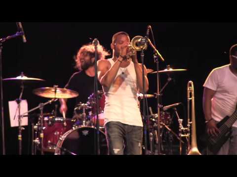 TROMBONE SHORTY & Orleans Avenue 